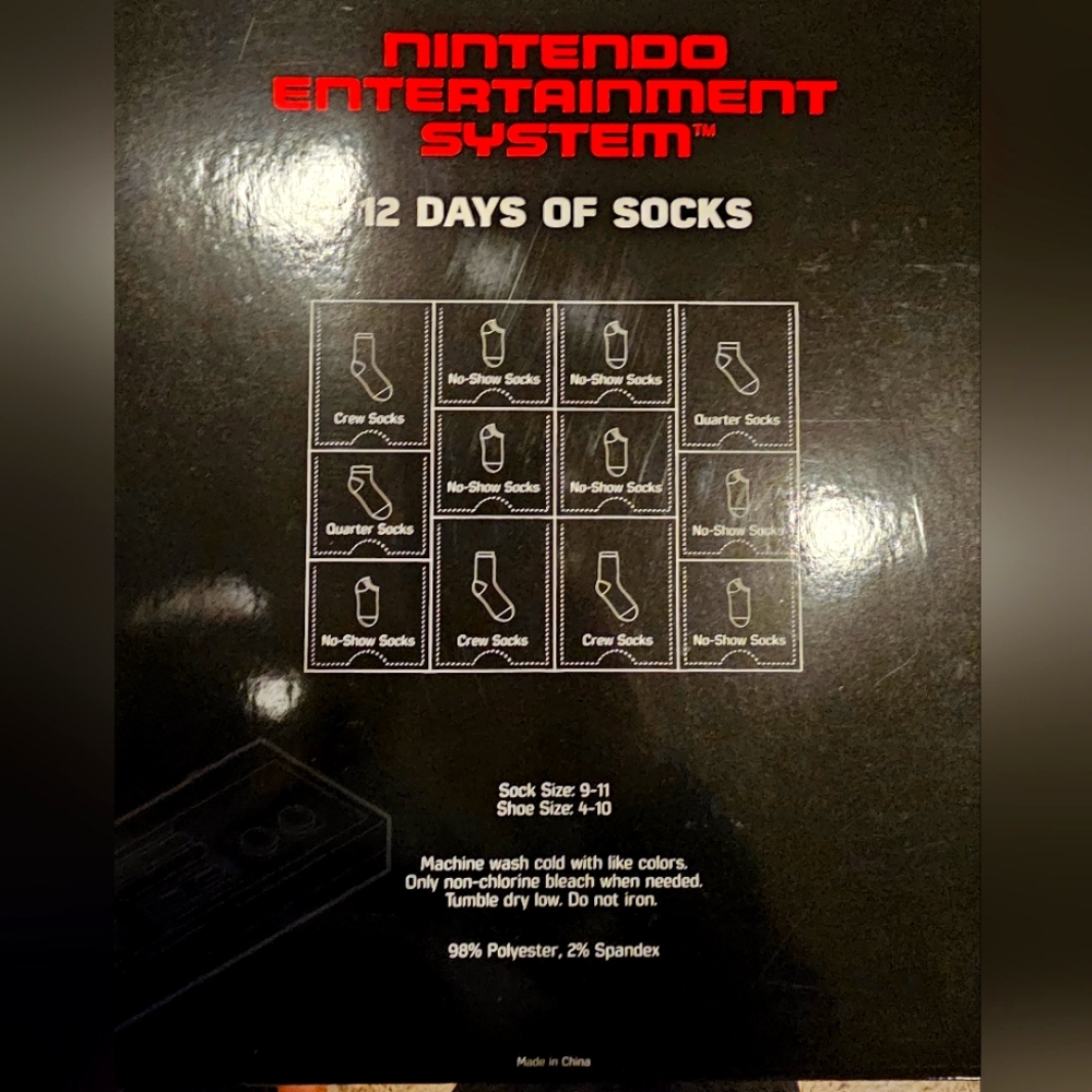 Nintendo Socks - Picture 2 of 3